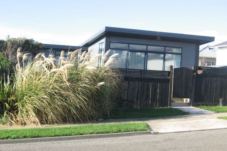 Photo of property in 12 Moki Street, Titahi Bay, Porirua, 5022