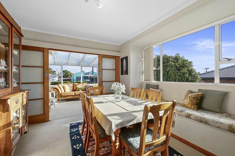 Photo of property in 275 Carrington Street, Vogeltown, New Plymouth, 4310