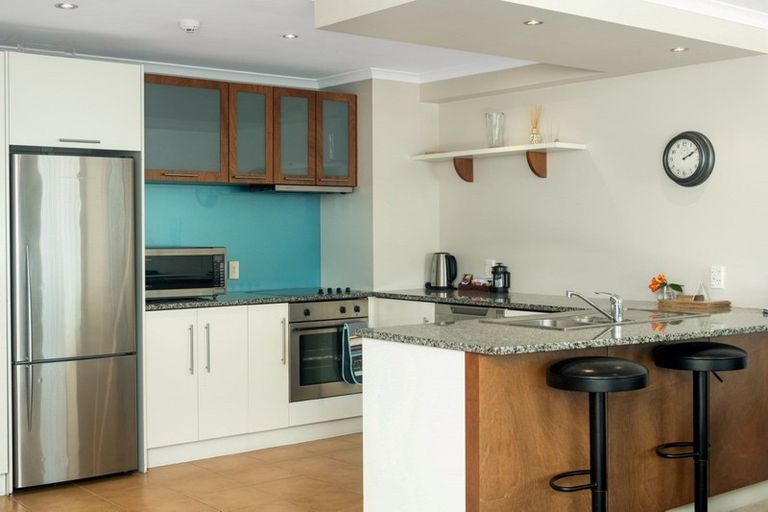 Photo of property in 102/178 Marine Parade, Mount Maunganui, 3116