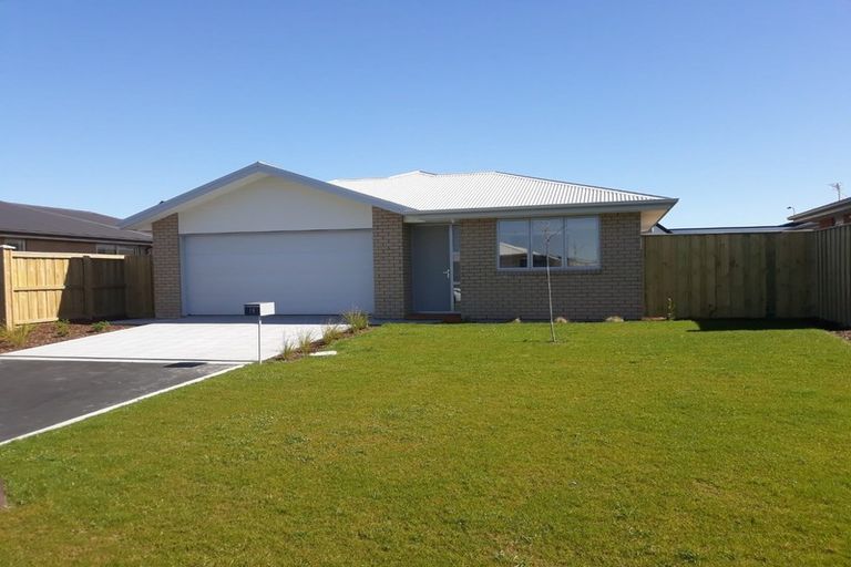 Photo of property in 19 Chandler Way, Rolleston, 7615