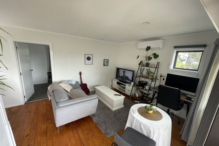 Photo of property in 39 Dakota Avenue, Beach Haven, Auckland, 0626