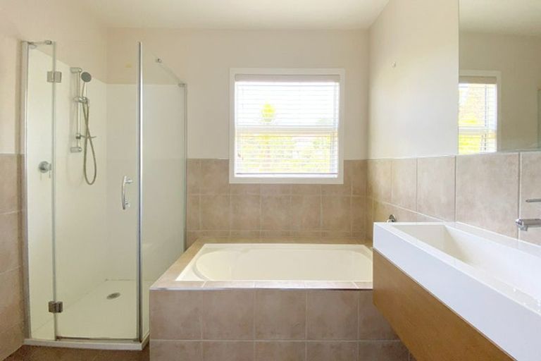 Photo of property in 34 Helvetia Drive, Browns Bay, Auckland, 0630