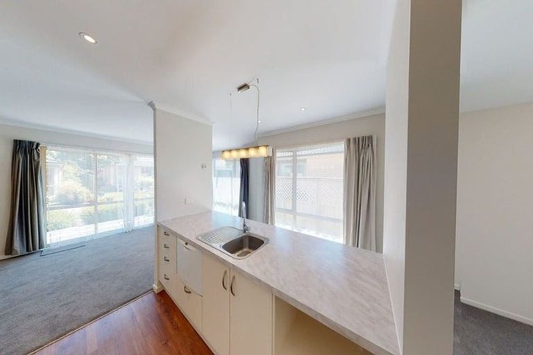 Photo of property in Sanctuary Villas, 24/294 Mairehau Road, Burwood, Christchurch, 8083