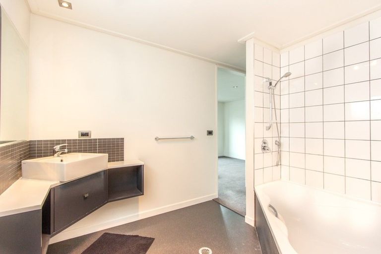 Photo of property in 11unit Larch Street, Victoria, Rotorua, 3010