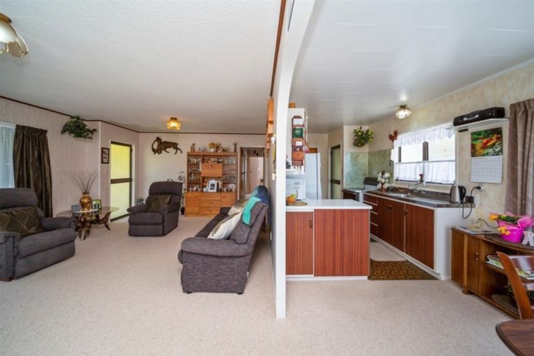 Photo of property in 5 Manuka Place, Hawera, 4610