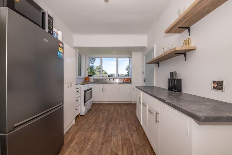 Photo of property in 19 Russell Street, Westport, 7825