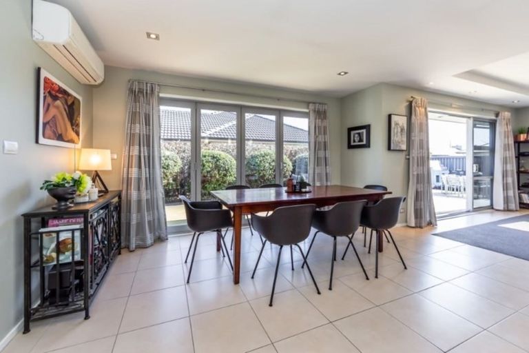 Photo of property in 6 Rosebank Close, Northwood, Christchurch, 8051