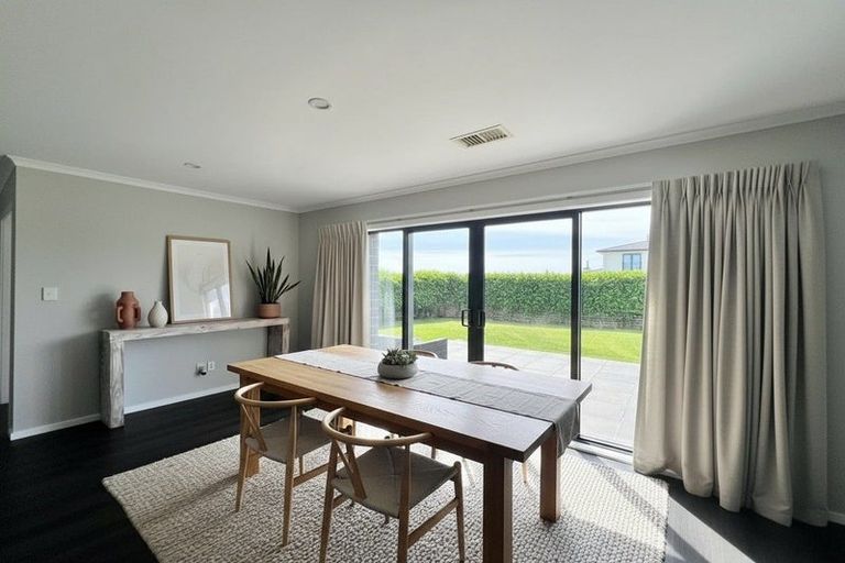 Photo of property in 71 John Burke Drive, Aotea, Porirua, 5024