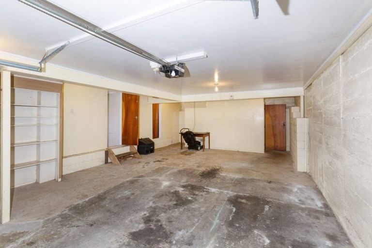 Photo of property in 65 Awanui Street, Merrilands, New Plymouth, 4312