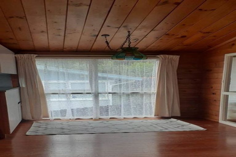 Photo of property in 19 Okareka Place, Pakuranga Heights, Auckland, 2010