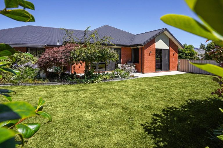 Photo of property in 56 Oakwood Drive, Rangiora, 7400