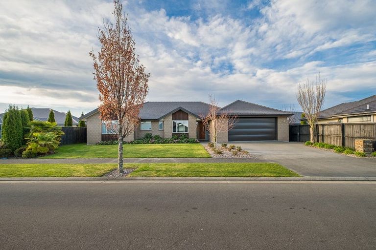 Photo of property in 4 Loeb Place, Rolleston, 7614