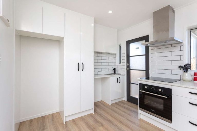 Photo of property in 1/30 Copley Street, New Lynn, Auckland, 0600