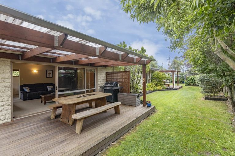 Photo of property in 6 Foster Place, Rangiora, 7400