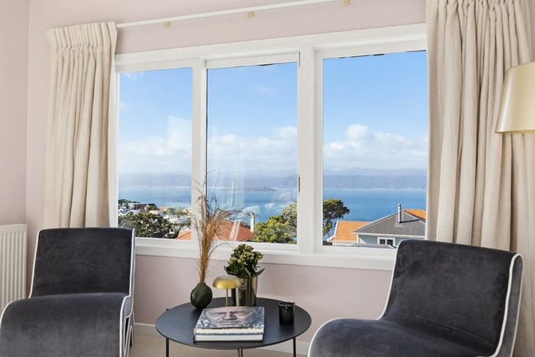Photo of property in 20 Roscoe Terrace, Wadestown, Wellington, 6012