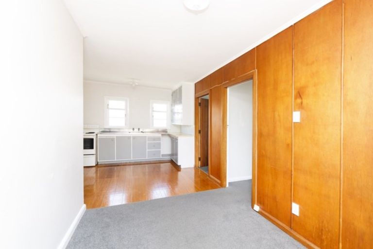 Photo of property in 16 Manuka Street, Hokowhitu, Palmerston North, 4410