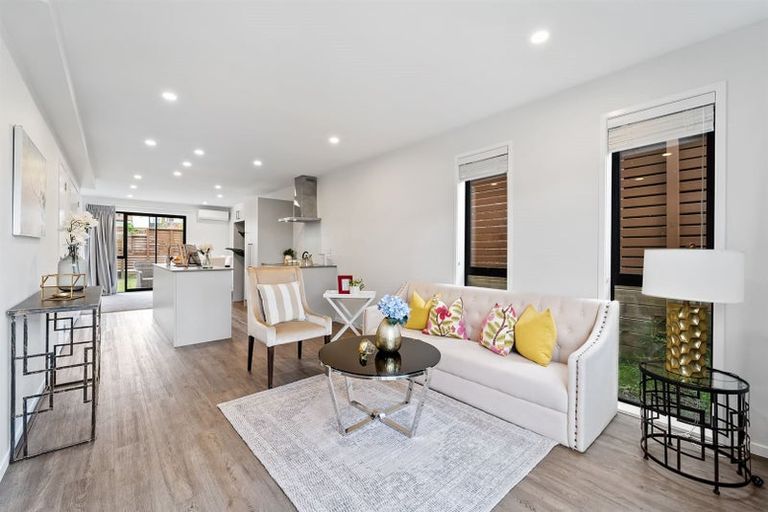 Photo of property in 8 Orca Drive, Stanmore Bay, Whangaparaoa, 0932