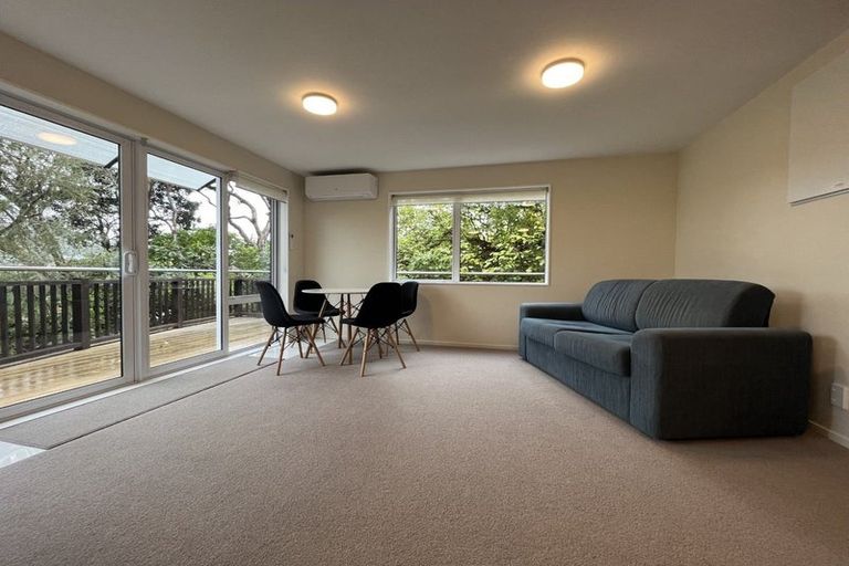 Photo of property in 72 Seaview Road, Paremata, Porirua, 5024