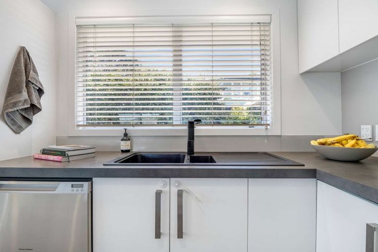 Photo of property in 4a Crombie Street, Bellevue, Tauranga, 3110