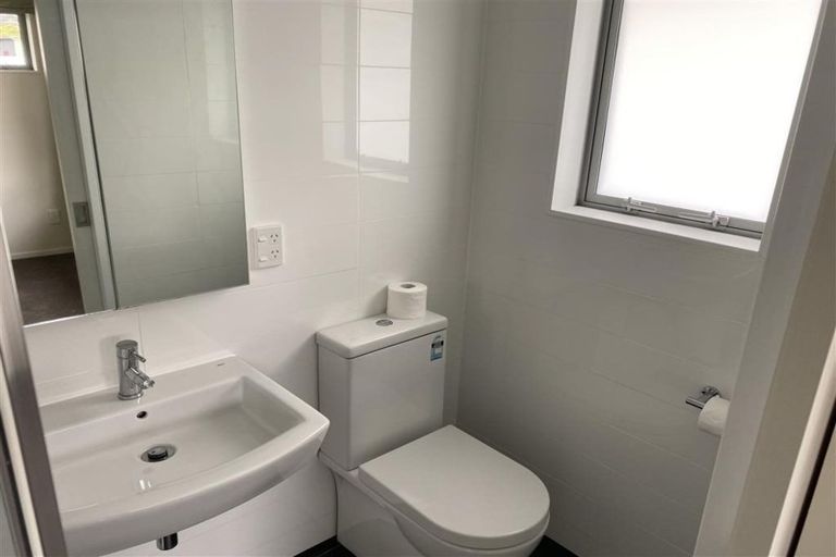 Photo of property in 250a Fergusson Drive, Heretaunga, Upper Hutt, 5018