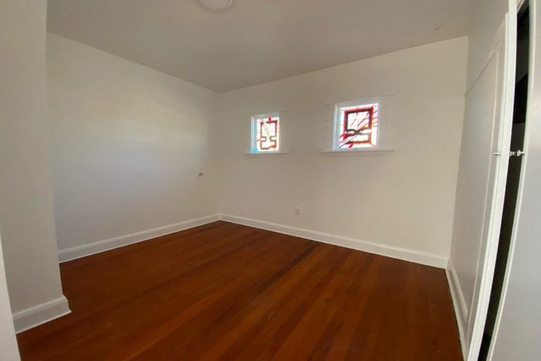 Photo of property in 8 Kahu Road, Riccarton, Christchurch, 8041