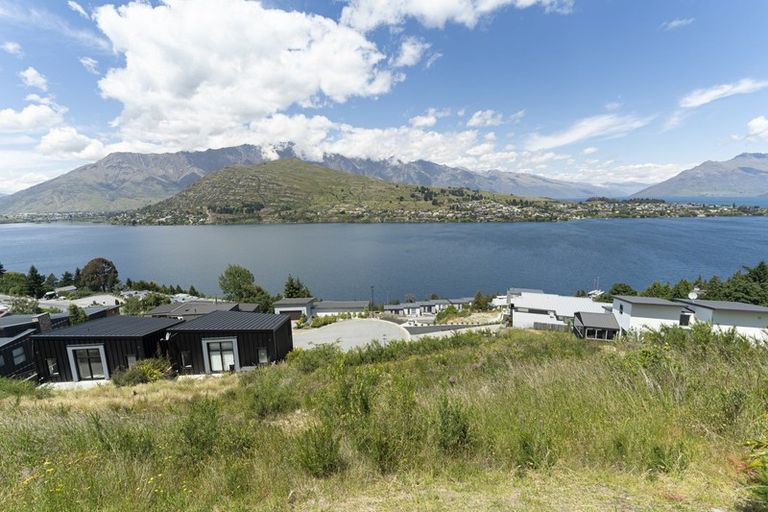 Photo of property in St Andrews Park, 12 Saint Mathews Place, Queenstown, 9300