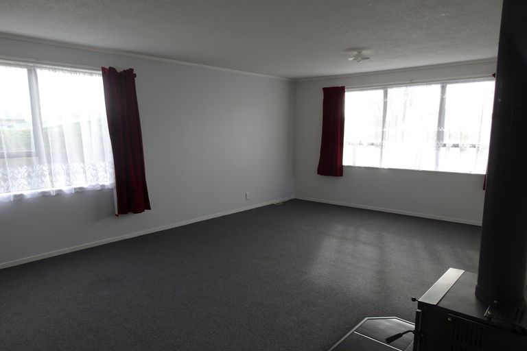 Photo of property in 52b Pohutukawa Drive, Owhata, Rotorua, 3010