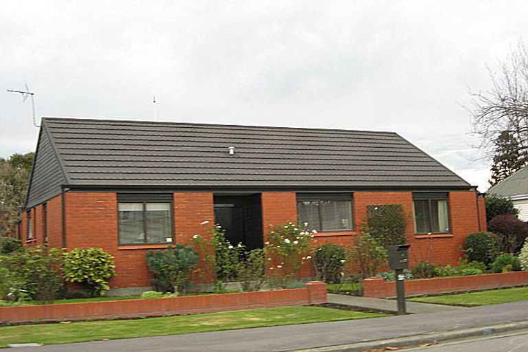 Photo of property in 2/117 Bristol Street, St Albans, Christchurch, 8014