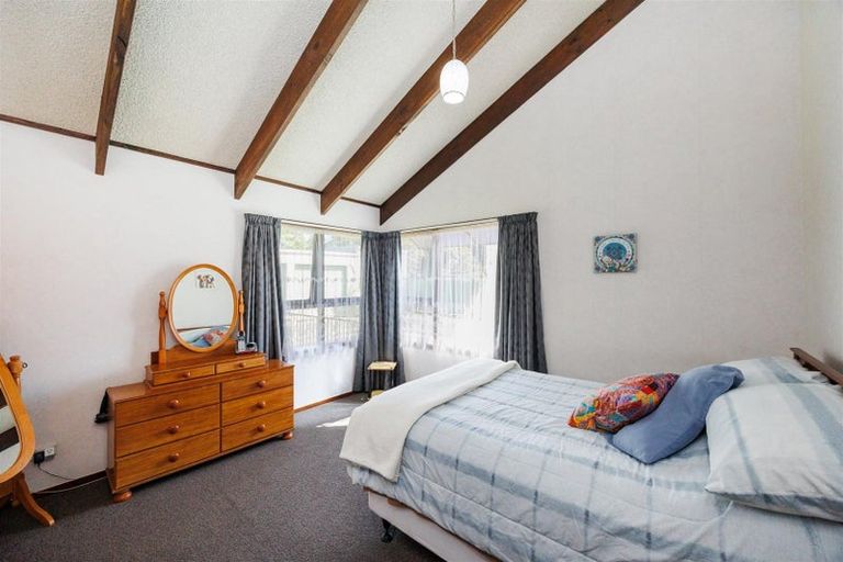 Photo of property in 12b Oxford Street, Marton, 4710