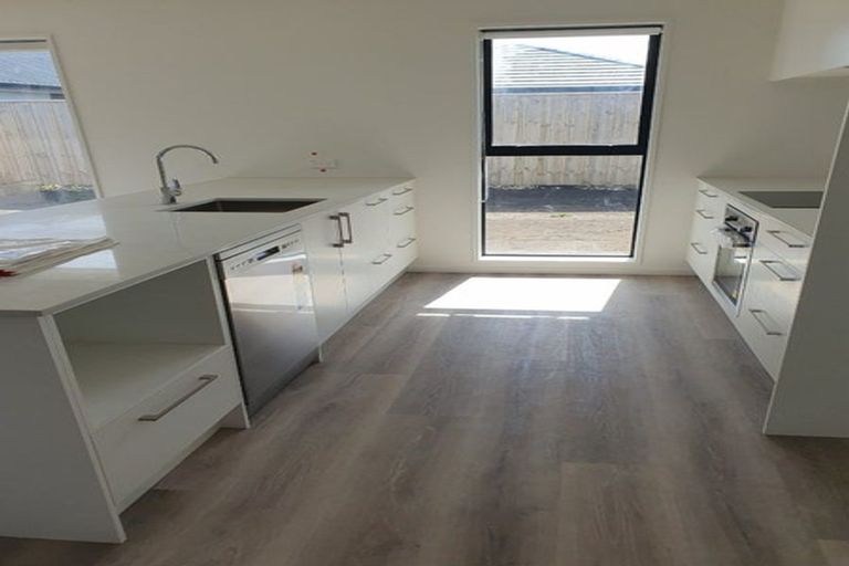 Photo of property in 16 Lenborough Drive, Rolleston, 7614