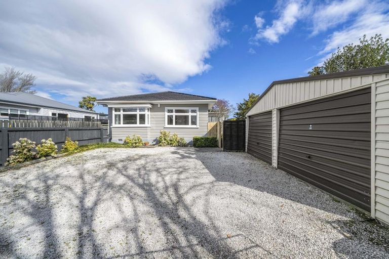 Photo of property in 167 Centaurus Road, Saint Martins, Christchurch, 8022