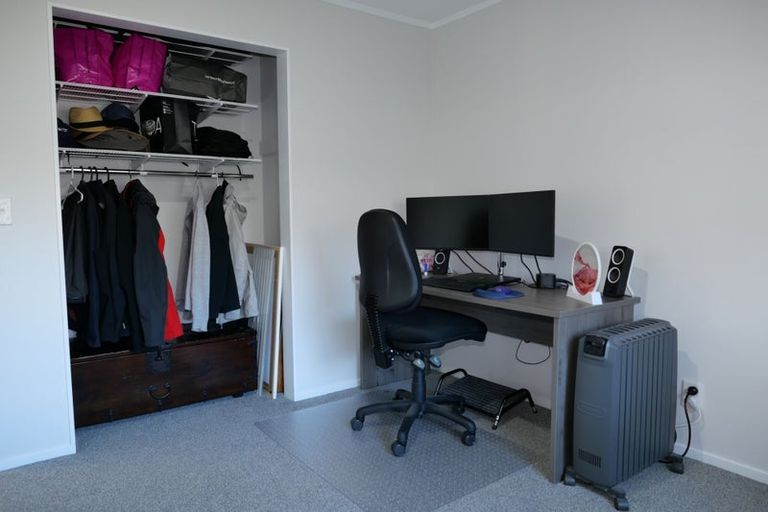 Photo of property in 20 Spackman Crescent, Paraparaumu, 5032