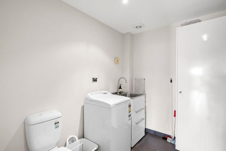 Photo of property in 12 Bovett Place, Wanaka, 9305