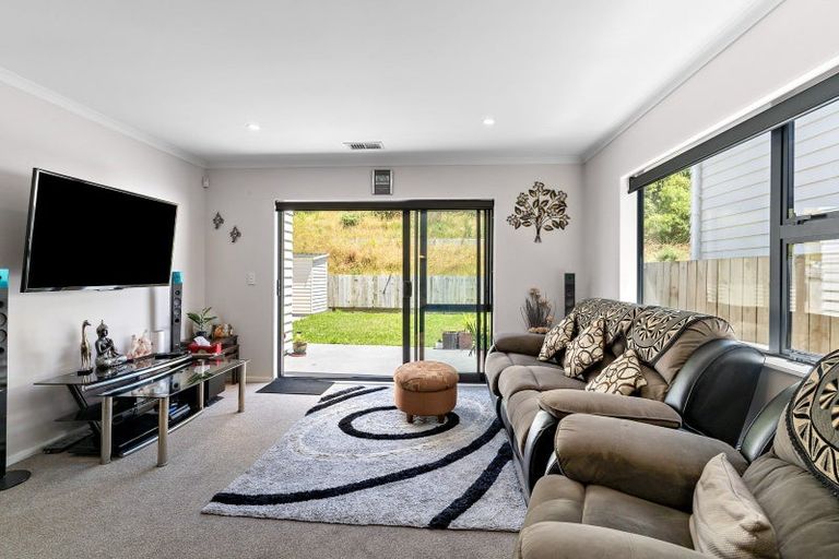 Photo of property in 67 Melksham Drive, Churton Park, Wellington, 6037