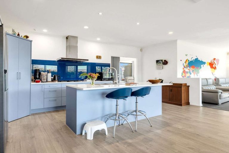 Photo of property in 137 Colombo Road, Waiuku, 2123