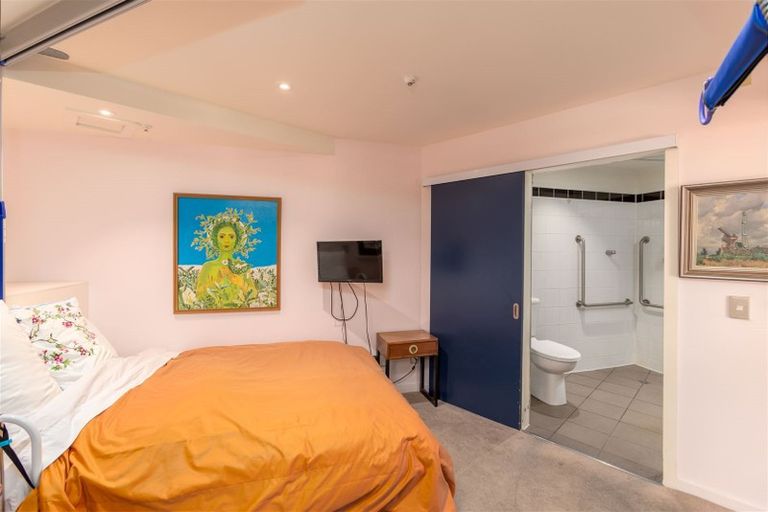 Photo of property in 82d Park Terrace, Christchurch Central, Christchurch, 8013