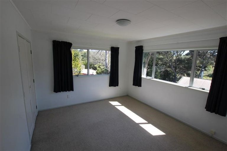 Photo of property in 15 Katrina Place, Massey, Auckland, 0614
