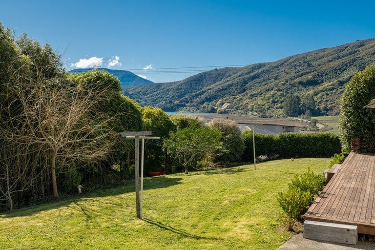 Photo of property in 13e Main Rd Havelock, Havelock, 7100