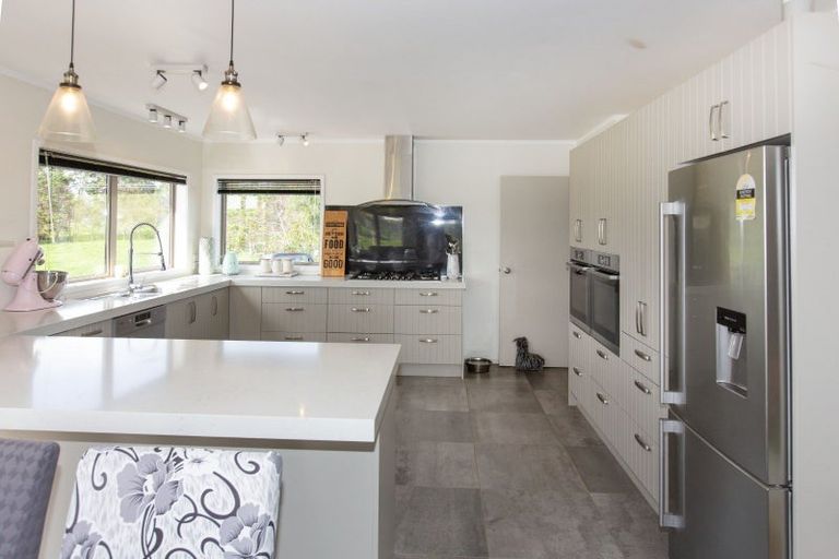Photo of property in 3203 Pouto Road, Te Kopuru, 0391