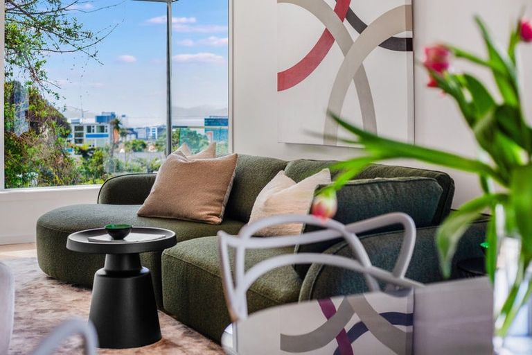 Photo of property in 10 Kilmister Avenue, Thorndon, Wellington, 6011