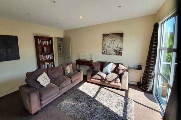 Photo of property in 9b Burlington Street, Sydenham, Christchurch, 8023