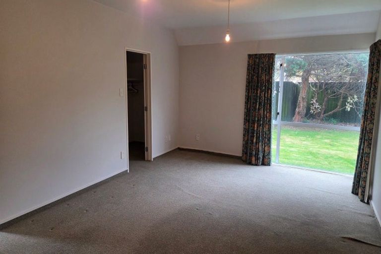 Photo of property in 12 Eversleigh Street, St Albans, Christchurch, 8014