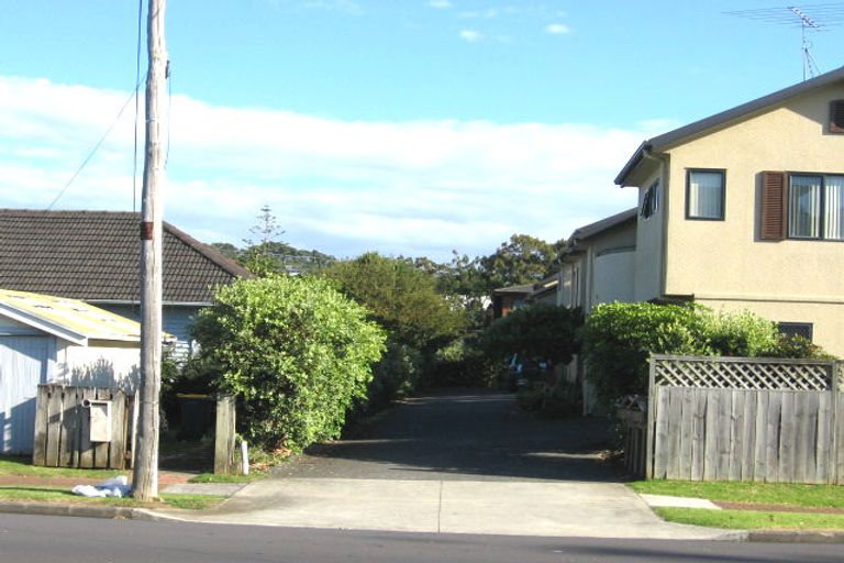 Photo of property in 4/30 Inverness Road, Browns Bay, Auckland, 0630