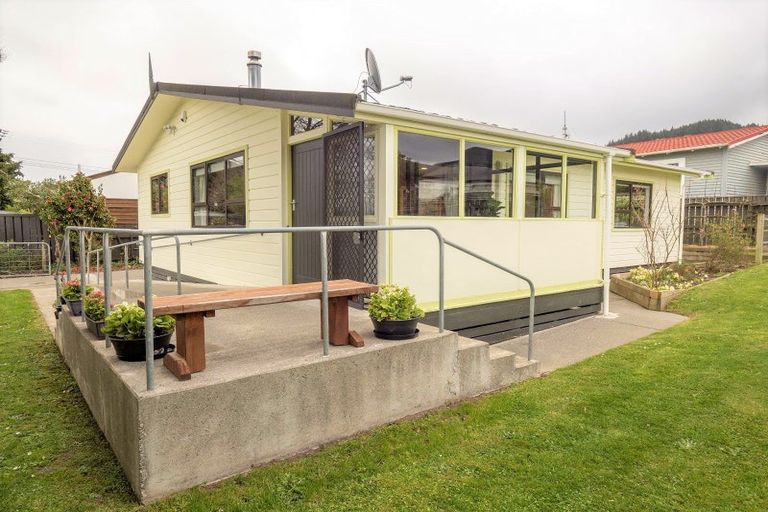 Photo of property in 55 Underhill Road, Featherston, 5710