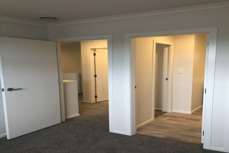 Photo of property in 27u2 Seddon Road, Frankton, Hamilton, 3204