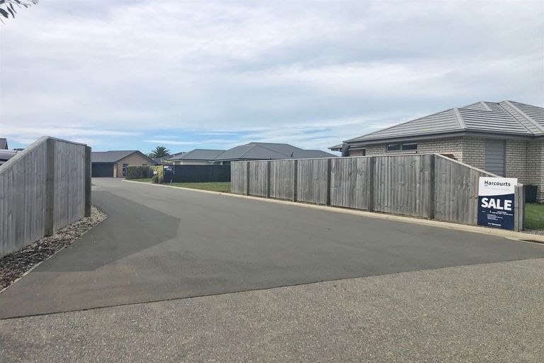 Photo of property in 5e Ballinger Place, Kaiapoi, Woodend, 7630