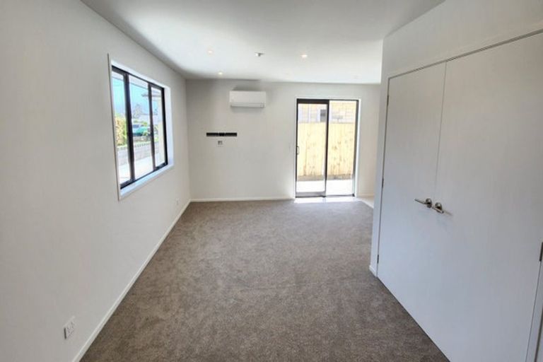 Photo of property in 14a Cowling Road, Hurdon, New Plymouth, 4310