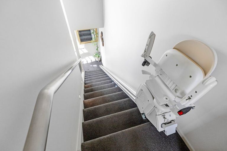 Photo of property in 37 Contour Avenue, Pyes Pa, Tauranga, 3112