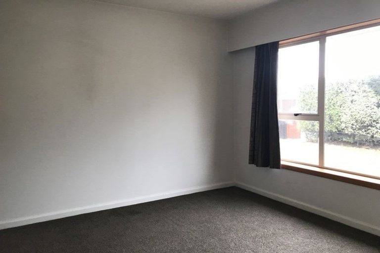 Photo of property in 15 Rosella Street, Broomfield, Christchurch, 8042