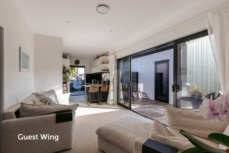 Photo of property in 5 Piha Close, Papamoa Beach, Papamoa, 3118